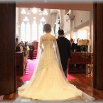 【不幸な結婚式】彼と順調に交際し、結婚式当日。ヘアメイクさんは式場が斡旋した人じゃなくてコーディネーターさんの紹介の人だったんだけど、打ち合わせの時からなんとなくぎこちなかった。