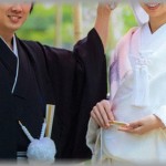 【拡散】婚約者と6月に結婚式をあげる予定で、4月末に前撮りした。婚約者は普段スッピン瓶底メガネでイジメの対象だったのだが前撮り写真では美しく変わった。その変わり様がネタにされてしまい・・・