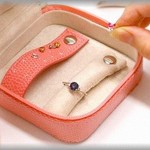 【後味悪い】ウト母が亡くなり帰郷し、葬儀が無事終了。すると私の両親の形見であるアクセサリーの紛失が発覚。犯人はなんと・・・