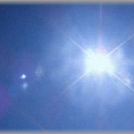 【地獄】真夏の炎天下にわざわざ行われた屋外のガーデンウェディング挙式。一切の日陰が無い中、皆とにかく耐えていた…。披露宴会場に入り、やっと落ち着けると思ったらすかさず司会の人がとんでもないことを…！！