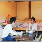 【真相は・・・】「新郎新婦、家賃節約で狭いアパート住まいするんだってｗｗ」とみんな言ってるけど、実は・・・