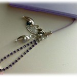 【復讐】趣味サークルの知り合いAが私の持ってる細々したものを盗む。盗む前に「私も持ってる！」というので目の前で使われても盗まれたものだと気づかなかった。しかしあまりにも頻発したので気がつき、Aと距離をおこうとすると、A「盗んでるわけじゃないのに自意識過剰！」。なので…。