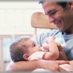 【育児】兄達「育児は専業主婦の仕事！仕事で疲れている俺様に割り振るな」うちの嫁「ゆっくりご飯食べて休んで」俺「やだ！俺も育児に参加したい」