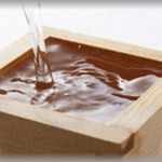 【コトメの悩み】実家に帰ったら風呂場に日本酒の枡が置いてあった。父に聞くと「嫁子さんが角に塩乗せて日本酒持って来てくれるんだ♪」父は長風呂好きの高血圧。これって・・・