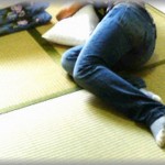 【ギャー】義理実家に同居していたが、同居のストレスと赤ちゃんの世話などで死ぬほど疲れていた。赤ちゃんを寝かしつけつつそのまま私も畳で寝てしまった。すると・・・