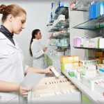 【薬剤師嫁】子供の保育園が決まったので嫁さんが薬局で派遣勤務することになった。嫁「時給3300円だって」俺「！？」