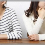 【確執】独身の妹「母は腰が悪いし介護1人では無理。あんた仕事やめて旦那の扶養に入って介護手伝って」私「了解。仕事辞めた」→妹「お姉ちゃんたち邪魔！消えて！」