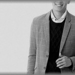 【謎】中年男性が伯母の家に訊ねて来て「大事故の生存者の証言を集めてる」と言ったらしい。男性はかなり身なりが良く、よくわからないけどまあ真面目な人だろうと家に上げてしまった。