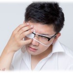 【復讐】B君が教室で友達と話していると、Cが後ろから消しゴムを投げる嫌がらせをしてきた。やめるようにいっても止まらないのでB君はCの手を払いのけたが、それに逆上したCが殴りかかってきた。そのせいでB君は目に怪我をし、中学最後の部活の試合に出られなかった。その事を担任に連れられたCが謝りにきたのだが、理不尽に許せという担任にB君は…。