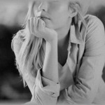 【オカルト】うちの家は同じ土地で家を４回建てている。２回は放火で３回目は震災で火災にあったから。