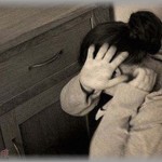 【虐待】兄妹とも両親から酷い虐待を受け続け、子供の頃は修羅場続きだった。両親の死後、兄は自力で大学を卒業し、兄妹二人で穏やかな生活を送れるようになった。やがて兄に彼女ができ、結婚をせがまれ３人で暮らすことに・・・そして私の第二の修羅場が始まった