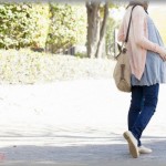 【不思議】子供が臨月の友人のお腹を見ながら「ママ、赤ちゃんね、首がぎゅうぎゅういたいいたいっていってるよ」→友人は、子供の何気ない一言が気になったらしく病院に寄った。