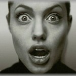 【衝撃】娘にお金のかかる習い事をさせている。みんなお金持ちなので、お母さん方は着飾っているがAさんだけはいつもスッピン、ボサボサ頭、いつも同じ服で美人なのに勿体無いなーって思ってた。