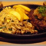 【復讐計画】バイト先のレストランでキチママが子供たちを連れて来店。男児は落ち着きがなく店をチョロチョロするし大声出すわでマナーなど皆無の状態→事件は起こった・・・