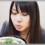 【DQNカップル】大学で有名なカップルＡ子とＢ男は母と子のような関係。A子「おうどん熱いよ。はい、ふーふーしてあげる」Ｂ男「段差につまずいた！Ａちゃんが注意してくれないから〜」　→　卒業後、Ａ子が結婚したと聞き、当然Ｂ男が相手だと思ったら・・・！