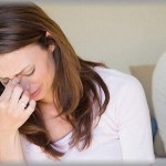 【修羅場】東京大坂で働いてる姉達が地元に帰ってきて自分の就職内定祝いをやってくれた。父「これからも弟に色々と援助してやれよ」→姉が泣き出して・・・