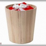 【修羅場】同居の嫁父は、夫婦や娘のことに口出ししてきて、俺との関係は険悪だった。娘の誕生日、仕事帰りにケーキを買って帰ると、すでに俺抜きで外食で祝っていて「おじいちゃんからもっと美味しいケーキもらったよ」翌朝、包装されたままのケーキとプレゼントがゴミ箱に・・・