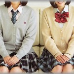 【怖い】俺の両親は共働きだったため、小学生だった俺は学校が終わると近所に住んでる叔母の家に行っていた。叔母の家には高校生と中学生の姉妹がいて、どちらもかなりの美人で有名だった。ある日、いつものように学校帰りに叔母宅に行ったが誰もいないようで・・・