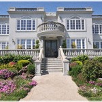 【衝撃】父が訪問販売で田舎町へ行ったとき、民宿へ向かう途中で立派な家を発見。父「明日は豪邸にセールスをかけよう」宿の女性「あの家はダメ！」→なぜなら…