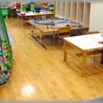 【酷い】ダウン持ちの子を療育センターに通わせているのだが、同じグループの人数名に言われた。「うちの子たちはダウンでもないし、自閉でもないし、ちょっとだけ遅れてるだけだからそのうち普通になる子なのよ。一緒にいるとうちの子まで障害児だって思われる」