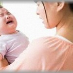 【DQN親族】二世帯住み。出産したばかりの嫁と赤ん坊がいるのに、姉夫婦が3人子連れで泊まりに来て連日23時過ぎまで大騒ぎ。姉に注意すると「あんたんとこに子供が生まれたからお祝いに来てあげたんでしょ？子供は騒ぐものだからしょうがないじゃない！」