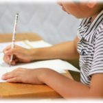 【キチガイ】姉夫と父が事故に遭い、姉夫が亡くなり父に障害が残った。実家の仕事がある姉と、父の介護の母に代わり姉の子供の受験準備を私がやった。それを聞いた義兄嫁が自分の子供もと言ってきたので断ると…。