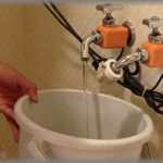 【ムカつく話】遠方に住んでる兄が大怪我をして長期入院することに。アパート管理会社の担当者に水道の水落としを頼んだら快く引き受けてくれた。ところが数日後、その担当者から「水道管が破裂して下の階に被害が出てます！」と電話が。さらにムカつくことに・・・