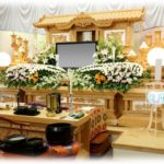 【人の死】私「結婚式当日祖母が亡くなって親戚が何人か欠席した」スレ民「孫思いのお祖母さんでは？だって…」