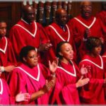 【うーん】短期留学でアメリカに２週間のホームステイをした。日曜礼拝で教会に行ったら聖歌隊が素晴らしい歌声を披露してくれて感動していたら・・・