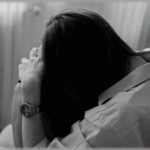 【修羅場】残業で深夜に帰宅したら夫が鬼の形相で苦しんでいて、救急車を呼ぶも間に合わず、明け方に亡くなった。