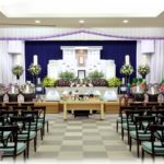 【キチガイ】分家の葬儀で40間近にでき婚で家を飛び出した長女がヒソヒソされてた。理由は知人が嘘を吹聴してたから。そんな長女が棺の前から吹っ飛んだ。犯人は知人。その言い分は意味不明で…。