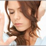 【モラハラ】毎年お盆に両親が1ヶ月我が家に滞在する。俺「今年も1ヵ月間来るらしい」嫁「ご両親が来る前日のチケットを取ったから1ヵ月実家に帰るから家を空ける」→我儘すぎるんだが・・・