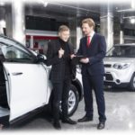 【愚痴】カーディーラーに行ったら担当が接客中なのでお待ちくださいと言われ、待つこと1時間20分。さすがに疲れたので一時帰宅したんだけど、担当から連絡があったのが…。