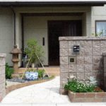 【衝撃体験】泊りがけで行った遠方の叔父の葬儀から帰ったら、玄関前で人が死んでた！