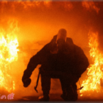 【いい話】火災発生の通報を受け駆けつけた病院で、一番奥の病室で気を失っていた女性を救助した。後日気になって彼女のお見舞いに行き、改めて会ってみるととても可愛いらしい人だった。｢お体は大丈夫ですか？｣と聞いたが彼女は首を傾げるだけで・・・