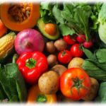 【愚痴】私「ご飯できたよ」旦那「最近の野菜はエグさがなくてうまい」私「素材だけじゃなくて私も料理頑張ってるんだけど…」旦那「」私「えぇ…」