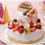 【セコケチママ】ケーキ屋さんでバースデーケーキを買ったら、ケーキを4ピース買った女性に「そのケーキを私たちが買ったケーキと交換してください」と言われた！