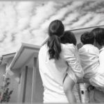 【正義感】引っ越してきた近所にちょっとハブられてるお宅がある。「あそこの家は変だから気をつけて」と言われていたが、会ってみると普通の人だった。