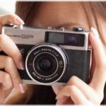 【冷めた瞬間】夫親族の新年会で集合写真を撮ることに。私が撮影を買って出たら「私が撮るから今度は私ちゃん入って」とおばさんに言われたが…