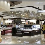 【キチママ】前々から注文してたものが入荷したとデパートから連絡がきて、代金を支払うため別室に通された。ところがそれを見てた知り合いに「〇〇さんが万引きして捕まってたの見ちゃったw」と吹聴され・・・