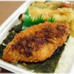 【図々しい話】弁当を買った小学生のガキが「髪の毛が入っていた」と何度も苦情を言ってくる。不審に思って髪の毛を保管しておいたところ…