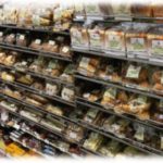 【イラッとする話】女教師「このミーティングは昼をまたぐからパンを配るわ」→うちのスーパーのパンだった。母「お金はまだかねぇ？」私「先生、パン代はいつ？」先生「」私「…（イラッ）」