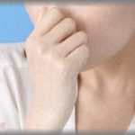 【ムカつく話】おデブの妹が職場の先輩に「臭い」と言われ、石鹸を変えたり消臭剤を使ったりできる限りの事はしたけど、まだ臭いと言われるらしい。友人を呼んで妹に会わせ、臭うかどうか聞いてみたら・・・