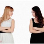 【報告者が…】若い女性同僚を気にかけて声掛けしてたら「いい加減にして」と言い返され、「余計なお世話です」とまで言われてもやっとした