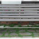 【キチガイ】A家族とは同種の犬を飼っていることで意気投合し家族ぐるみの付き合いがある。ある日、A子ちゃん「私さんの庭が！どうしたの！」私「え？庭？」。庭に出てみると…。