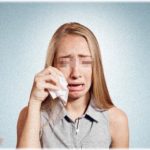 【修羅場】郵便受けの前で郵便とチラシなんかを仕分けてたら後頭部を殴られた！かなり痛くて泣きながら見上げると同い年くらいの女の子が泣いていて…