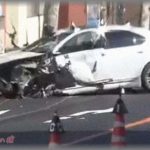 【スッとした話】交差点でレクサスに乗った男とマーチのおばちゃんの事故があった。近くの土木会社に勤める人たちが事故処理を始めると、レクサスの男が「おい！俺の車に触るな！」と怒鳴った。車の中を見ると、痛い痛いと泣いてる子供が・・・→　結果