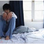 【被災者様】震災で両親亡くした親戚の19歳を家に居候させてたが、「ここの親は俺には厳しく（実の）娘を甘やかしすぎてる」と言いだして引きこもり始めた！