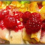 【メシマズ】結婚1ヶ月、食卓には鶏肉にジャムがかかったのとか甘ったるいサラダとか、とにかく嫁がメシマズすぎて憂鬱。ある日同僚夫婦とハイキングに行くことになり、「おにぎりでいいよ」と言ったのに嫁は張り切って弁当を作って行った。「よかったらどうぞ」とマズメシをすすめる嫁。それを食べた同僚夫婦は・・・