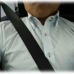 【衝撃体験】高速で警察に捕まった。警察「高速では後ろもシートベルトしないとだめなんだよ」俺「あー…でも、後ろのやつめっちゃDeブで…」警察「！！」→田辺君GJ